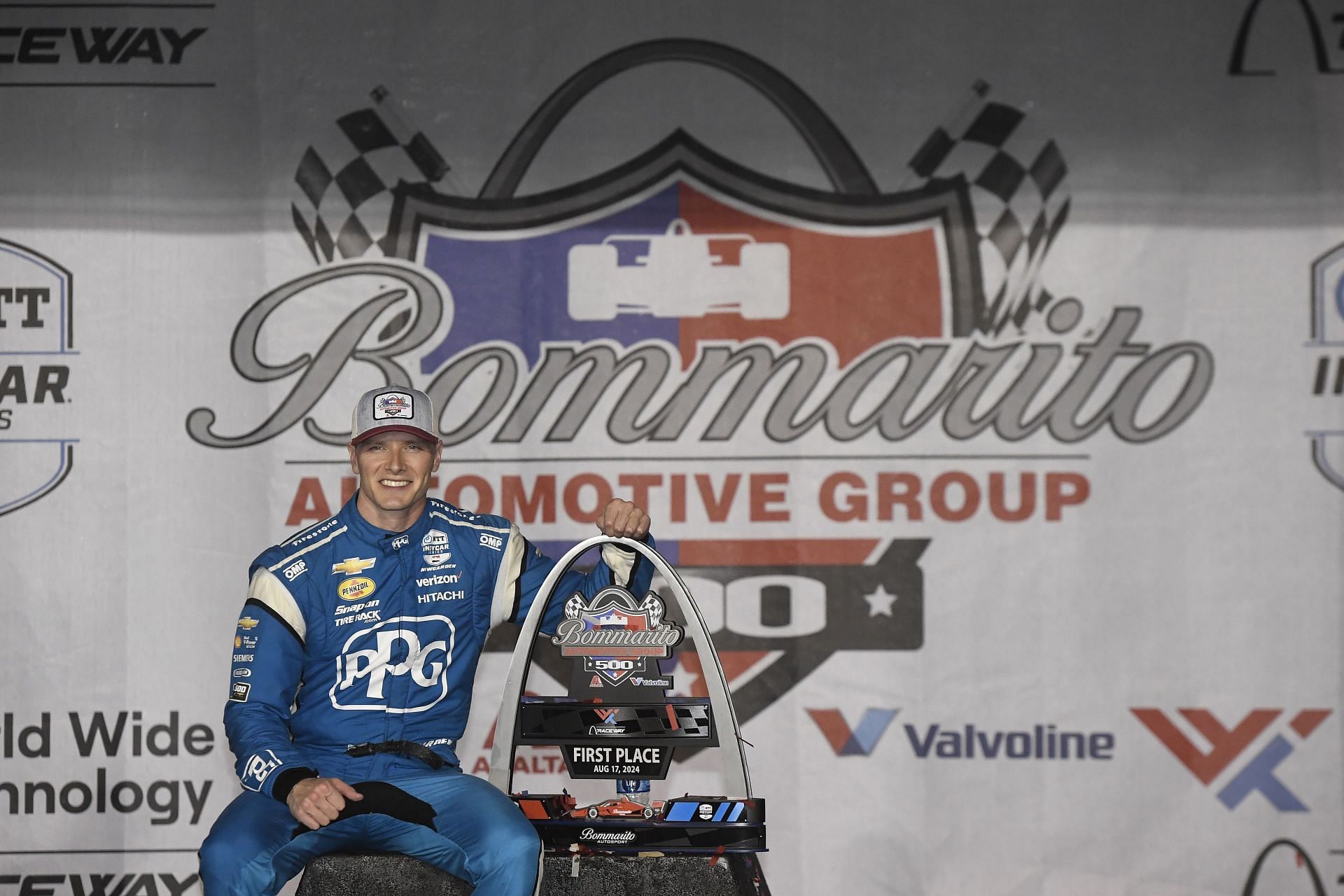 Josef Newgarden after winning the 2024 Bommarito Automotive Group 500 - Source: Getty